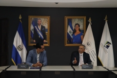 2- Dr. Néstor Castaneda, Presidente del TEG, y  Lic. Camilo Trigueros, director ejecutivo del CNR.