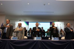 2- Dr. Néstor Castaneda, presidente del TEG, y funcionarios del GTIAC.