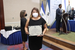 4- Licda. Vanesa Cañénguez, mejor nota del Diplomado.