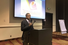 1. Dr Néstor Castaneda, presidente TEG, en discurso de apertura.