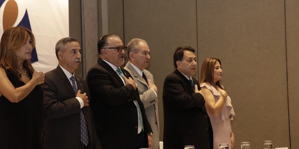 representantes-de-partidos-cantan-himno-nacional